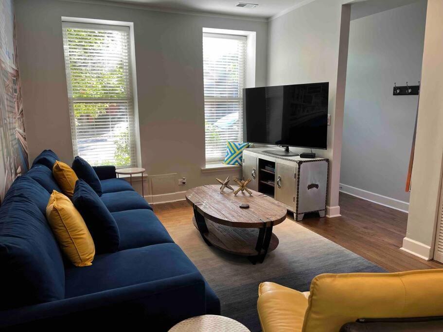 Trendy West Town Flat - 2 Bed / 1.5 Bath W Parking Apartment Chicago Exterior foto