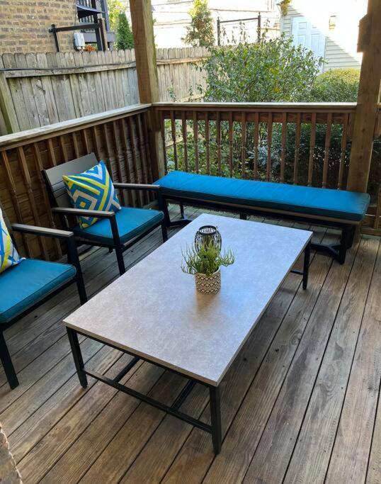 Trendy West Town Flat - 2 Bed / 1.5 Bath W Parking Apartment Chicago Exterior foto
